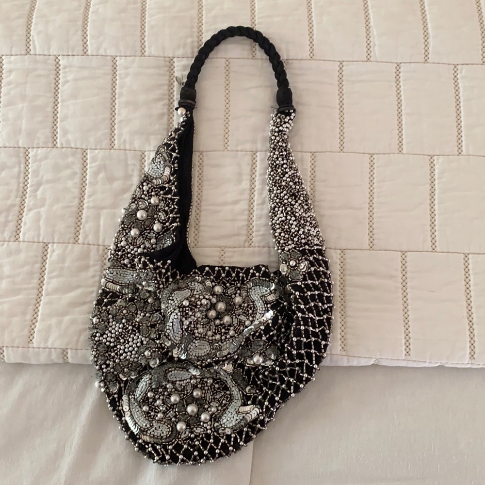 Mignonne Gavigan scarf necklace